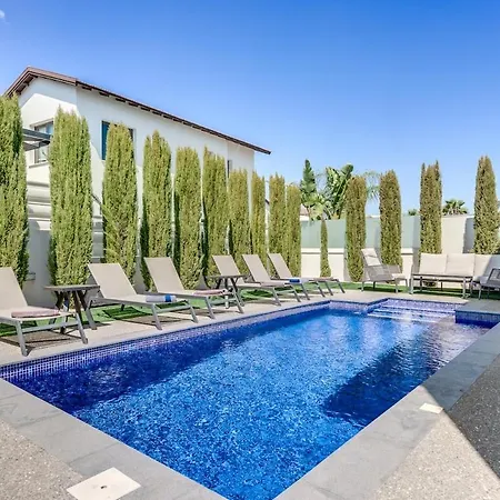 Serene Retreat In Protaras Διαμέρισμα *